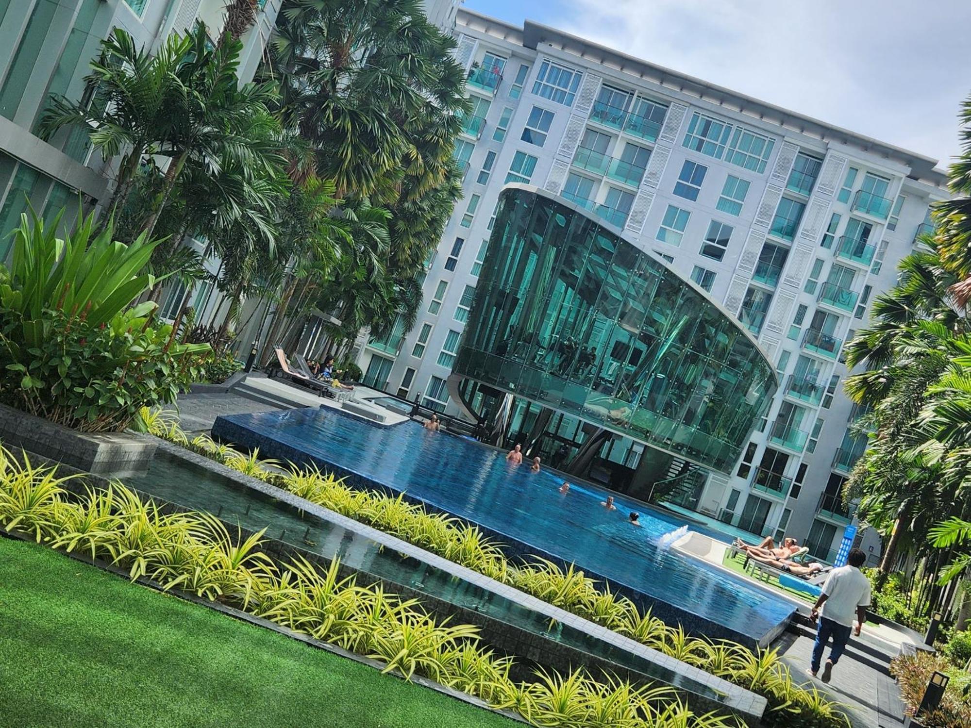 City Center Residentes Ccr Pattaya Y Esterno foto